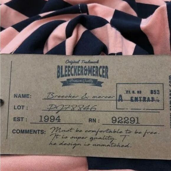 Bleeker & Mercer Men's Tshirt - Picture 4 of 5